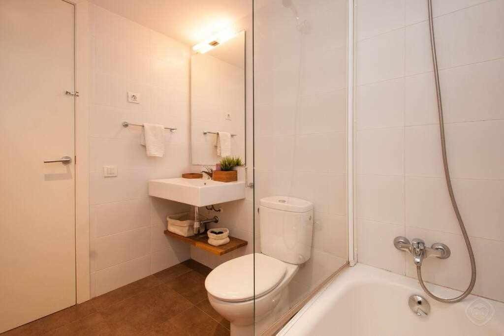 Port VII Apt Centrico Acogedor W Balcon 23 Барселона Екстериор снимка